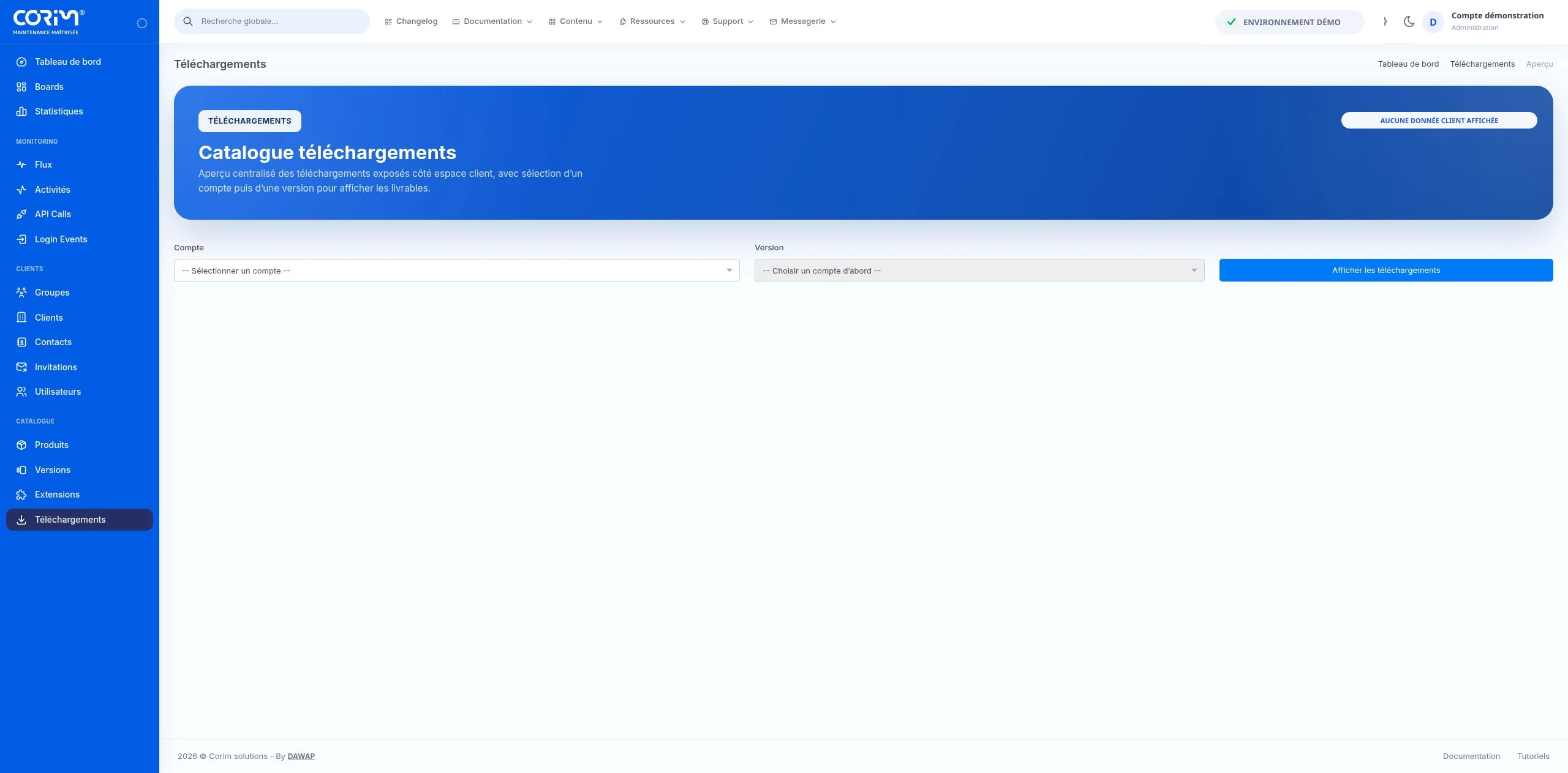 Écran réel du catalogue de téléchargements Corim avec sélection d’un compte et d’une version, sans donnée client affichée